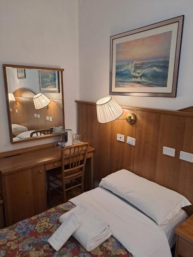 Star Hotel Roma Exterior photo